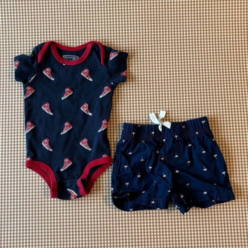 Bundle Converse Bodysuit high‎ tops print + Carter’s shorts. 0-6 months. 3-6 mo